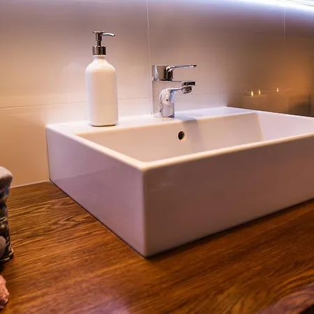 Ivory Angel City Center Apartment *